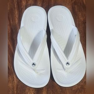 EUC Crocs flip flops